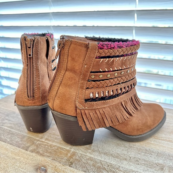 Mudd multi strap fringe ankle boots in cognac faux suede-Boho, Western, Festival - Picture 3 of 3